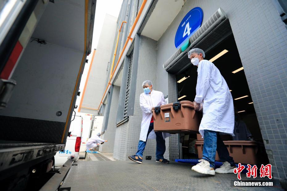 成都：300余名“保供人”为上百家企业和隔离点提供餐饮保障